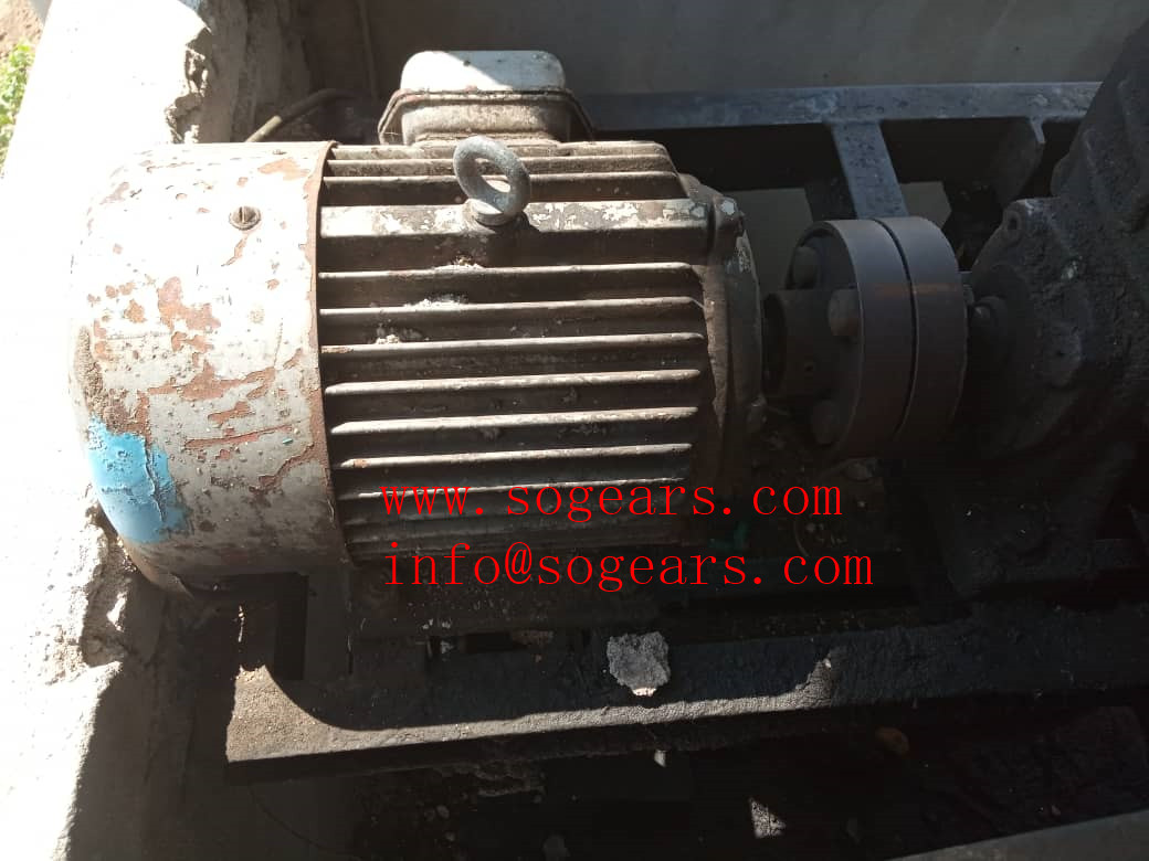 What are 3 types of gearboxes